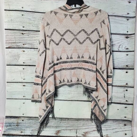Vanity Women’s Size M Boho Southwestern Open Front Cardigan Sweater Fringe Hem A - Picture 4 of 7